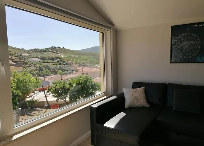 Eiradouro - Casa Oliveira Mos (Guarda)